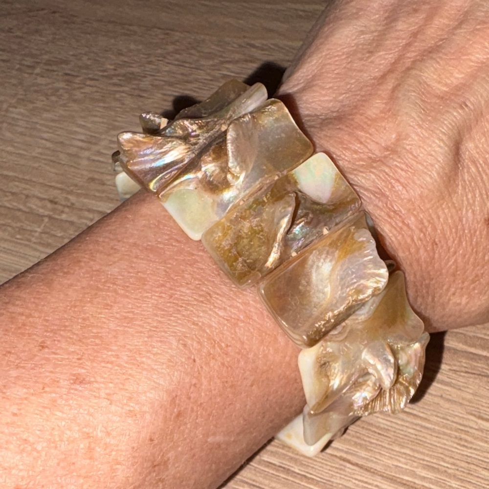 Vintage Stretch abalone shell bracelet